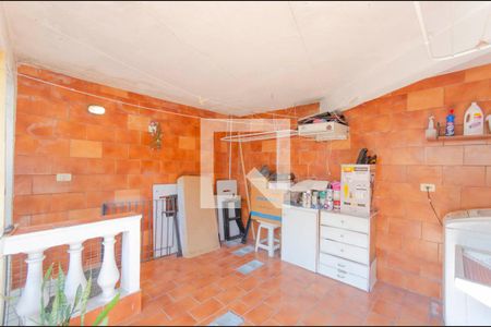 Casa à venda com 240m², 3 quartos e 2 vagasÁrea de Serviço