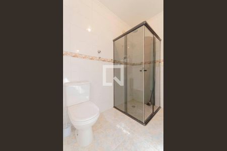 Casa à venda com 240m², 3 quartos e 2 vagasBanheiro