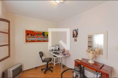 Casa à venda com 240m², 3 quartos e 2 vagasQuarto 2