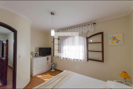 Quarto 1 de casa à venda com 3 quartos, 240m² em Vila Salete, São Paulo