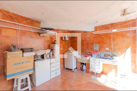 Casa à venda com 240m², 3 quartos e 2 vagasÁrea de Serviço