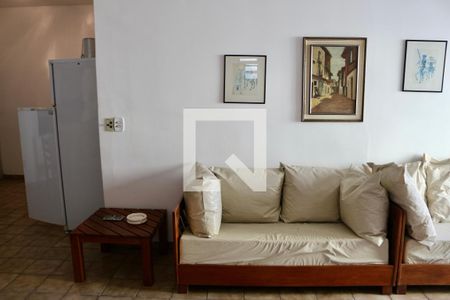 Sala de apartamento para alugar com 2 quartos, 85m² em Jardim Três Marias, Guarujá