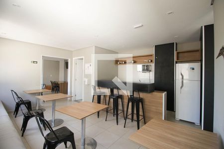Apartamento à venda com 40m², 1 quarto e 1 vaga Apartamento à venda com 40m², 1 quarto e 1 vagaÁrea comum - Salão de festas