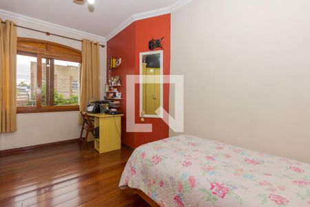 Casa à venda com 250m², 5 quartos e 2 vagas Casa à venda com 250m², 5 quartos e 2 vagasQuarto 1