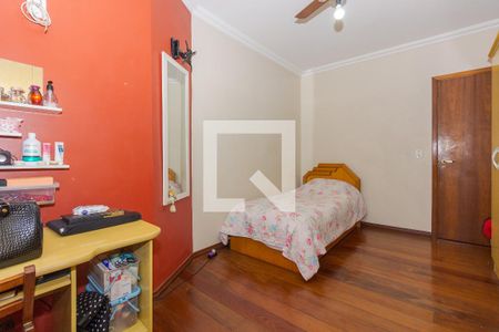 Casa à venda com 250m², 5 quartos e 2 vagas Casa à venda com 250m², 5 quartos e 2 vagasQuarto 1