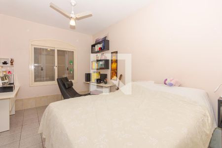 Casa à venda com 250m², 5 quartos e 2 vagas Casa à venda com 250m², 5 quartos e 2 vagasQuarto - Casa 2