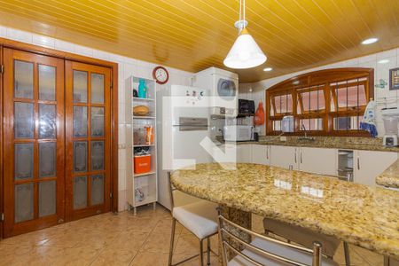 Casa à venda com 250m², 5 quartos e 2 vagas Casa à venda com 250m², 5 quartos e 2 vagasCozinha