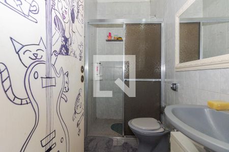 Casa à venda com 250m², 5 quartos e 2 vagas Casa à venda com 250m², 5 quartos e 2 vagasBanheiro