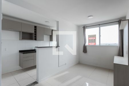 Sala de apartamento para alugar com 2 quartos, 48m² em Humaitá, Porto Alegre