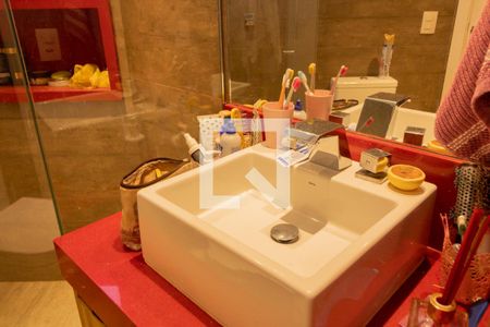 Apartamento à venda com 224m², 3 quartos e 3 vagasBanheiro Social