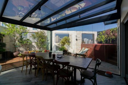 Apartamento à venda com 224m², 3 quartos e 3 vagasCobertura