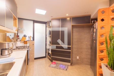 Apartamento à venda com 224m², 3 quartos e 3 vagasCozinha