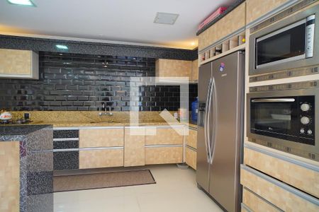 Casa à venda com 480m², 3 quartos e 2 vagasCozinha