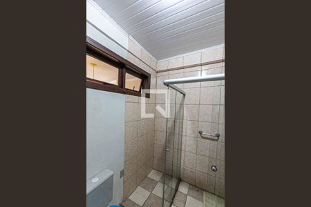 Banheiro de casa à venda com 5 quartos, 244m² em Cristal, Porto Alegre