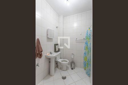 Banheiro de kitnet/studio para alugar com 1 quarto, 33m² em Campos Elíseos, São Paulo