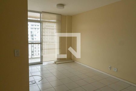 Sala de apartamento para alugar com 2 quartos, 70m² em Santa Rosa, Niterói