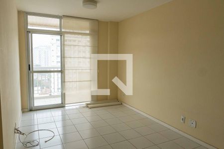 Sala de apartamento para alugar com 2 quartos, 70m² em Santa Rosa, Niterói