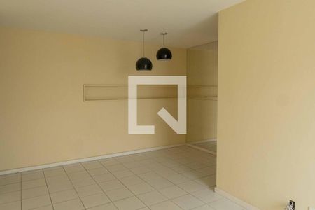 Sala de apartamento para alugar com 2 quartos, 70m² em Santa Rosa, Niterói