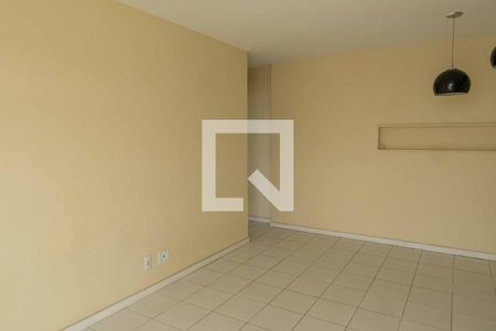 Sala de apartamento para alugar com 2 quartos, 70m² em Santa Rosa, Niterói