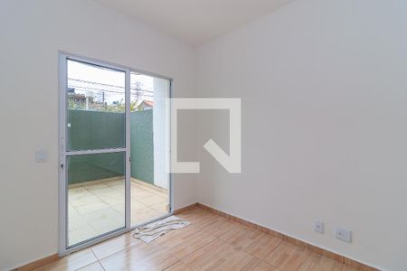 Sala de apartamento para alugar com 3 quartos, 76m² em Jardim Nove de Julho, São Paulo