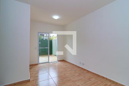 Sala de apartamento para alugar com 3 quartos, 76m² em Jardim Nove de Julho, São Paulo