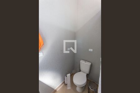 Apartamento à venda com 100m², 2 quartos e 1 vaga Apartamento à venda com 100m², 2 quartos e 1 vagaBanheiro de Serviço