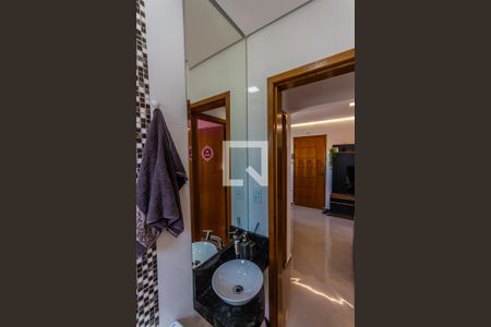 Apartamento à venda com 100m², 2 quartos e 1 vaga Apartamento à venda com 100m², 2 quartos e 1 vagaBanheiro