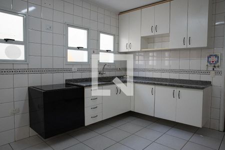 Cozinha de casa para alugar com 3 quartos, 180m² em Vila Hamburguesa, São Paulo