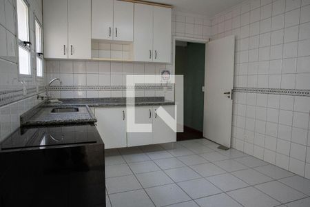 Casa para alugar com 180m², 3 quartos e 2 vagasCozinha