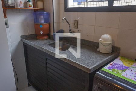 Apartamento para alugar com 65m², 2 quartos e 1 vaga Apartamento para alugar com 65m², 2 quartos e 1 vagaCozinha