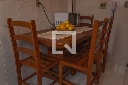 Apartamento para alugar com 65m², 2 quartos e 1 vaga Apartamento para alugar com 65m², 2 quartos e 1 vagaCozinha