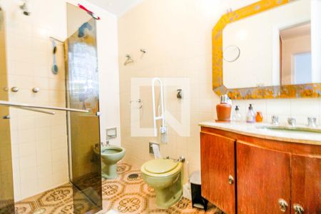 Casa à venda com 210m², 3 quartos e 3 vagasBanheiro Suíte