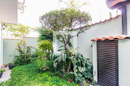 Casa à venda com 210m², 3 quartos e 3 vagasJardim