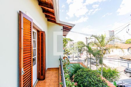 Casa à venda com 210m², 3 quartos e 3 vagasVaranda Suíte