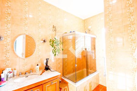 Casa à venda com 210m², 3 quartos e 3 vagasBanheiro