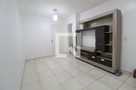 Sala de Estar de casa de condomínio para alugar com 2 quartos, 85m² em Igara, Canoas