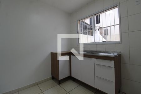 Casa de condomínio para alugar com 85m², 2 quartos e 1 vagaCozinha