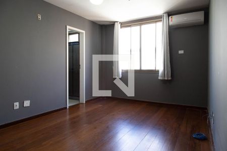 Apartamento à venda com 277m², 5 quartos e 3 vagasSuíte 2