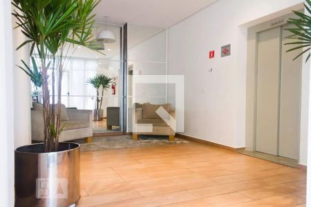 Apartamento à venda com 60m², 2 quartos e 1 vaga Apartamento à venda com 60m², 2 quartos e 1 vagaHall de Entrada