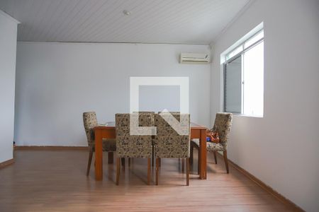 Sala de apartamento para alugar com 2 quartos, 55m² em São Sebastião, Porto Alegre