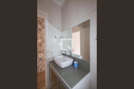 Casa à venda com 120m², 3 quartos e 1 vagaBanheiro 1