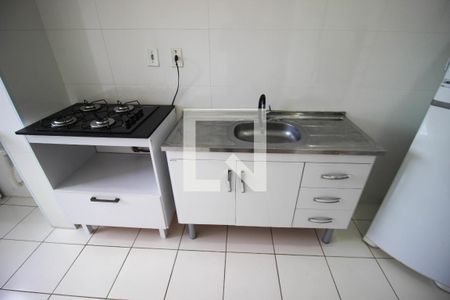 Cozinha de apartamento para alugar com 1 quarto, 30m² em Vila Helena, Sorocaba