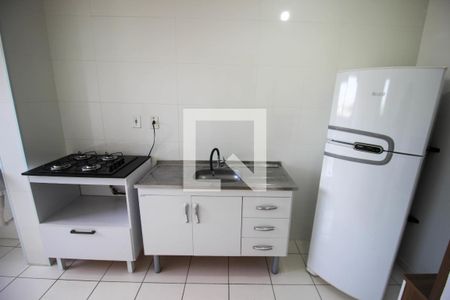 Cozinha de apartamento para alugar com 1 quarto, 30m² em Vila Helena, Sorocaba