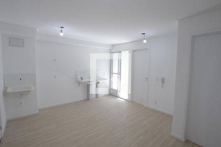 Sala/Cozinha de apartamento à venda com 2 quartos, 40m² em Cangaíba, São Paulo