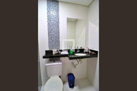 Apartamento à venda com 162m², 2 quartos e 2 vagasBanheiro de Serviço