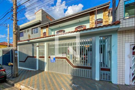 Casa à venda com 150m², 3 quartos e 5 vagasFachada