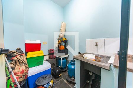 Casa à venda com 150m², 3 quartos e 5 vagasDepósito