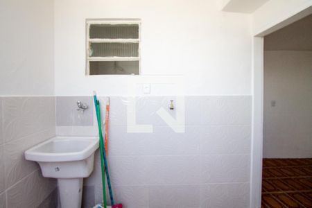 Casa para alugar com 32m², 1 quarto e sem vagaÁrea de Serviço