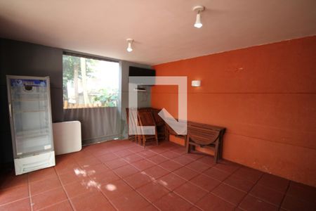 Apartamento para alugar com 65m², 2 quartos e 1 vagaÁrea comum - Churrasqueira
