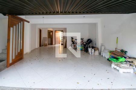 Casa de condomínio à venda com 237m², 3 quartos e 3 vagasGaragem